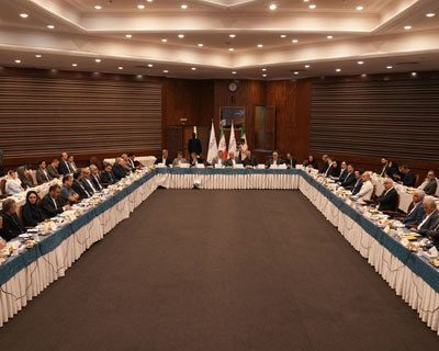 بانک اقتصادنوین؛ پیشران کاهش هزینه‌های تامین مالی و حمایت از تولید